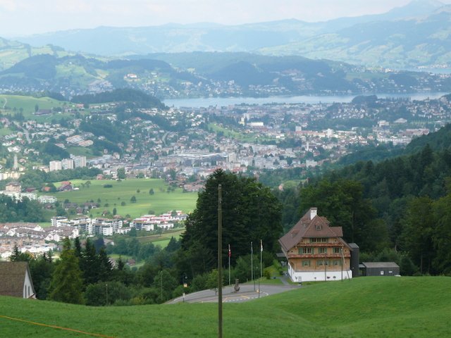 p1020475